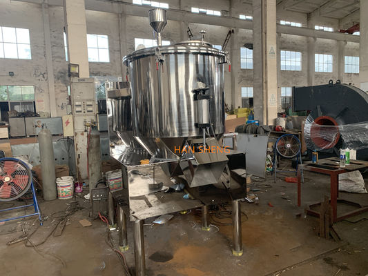 L'alimento spolverizza la macchina bagnata del granulatore di LCH 400 verticali